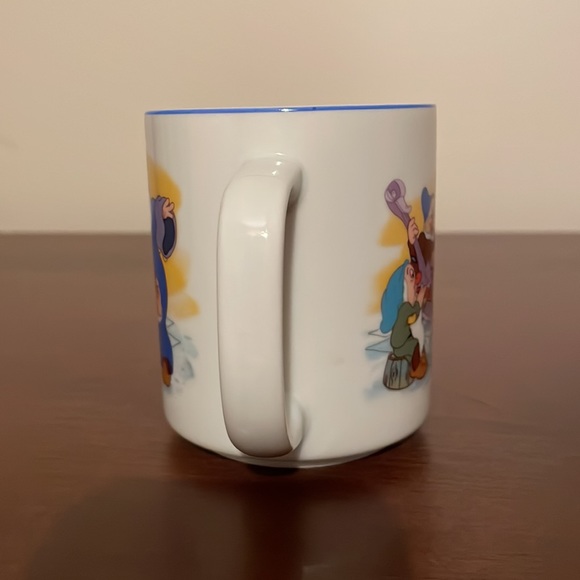 Vintage Made in Japan Disneyland / Walt Disney World Snow White & 7 Dwarves Mug - Picture 3 of 12